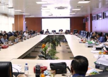 Badan Anggaran DPRD Kota Medan Gelar Pembahasan Ranperda APBD Tahun 2025 Bersama 21 Camat